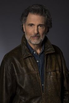 Chris Sarandon