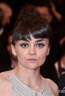 Hayley Squires